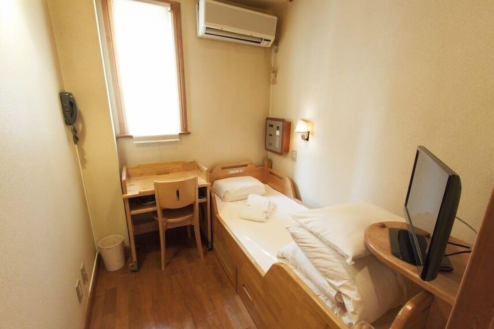 Capsule Inn Osaka - Caters To Men Exterior photo
