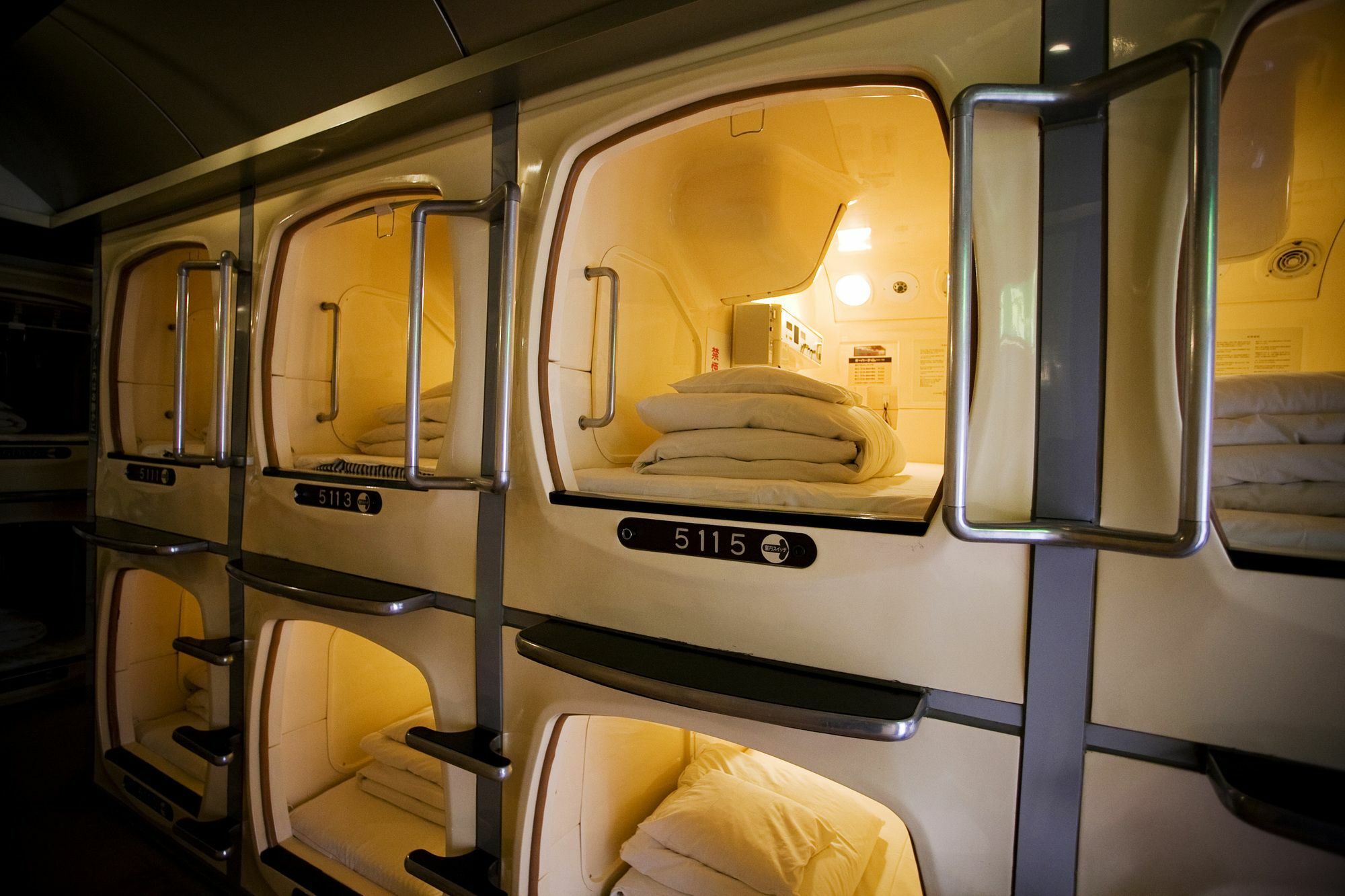 Capsule Inn Osaka - Caters To Men Exterior photo